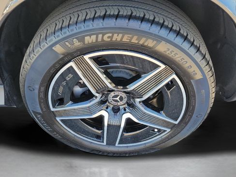 Certified 2026 Mercedes-Benz GLC 300 image 30