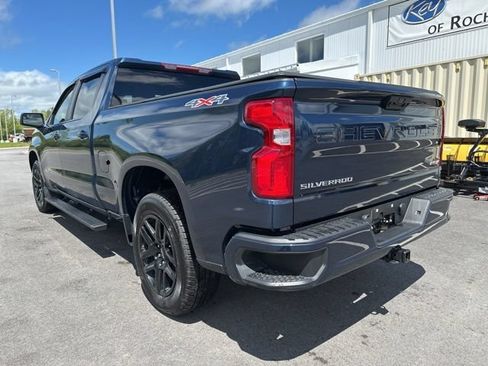 Used 2022 Chevrolet Silverado 1500 RST AWD/4WD image 3