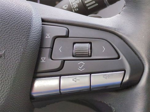 Used 2021 Cadillac XT4 Premium Luxury w/ Driver Awareness Package image 23