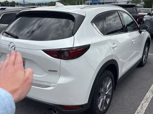 Used 2019 MAZDA CX-5 Grand Touring w/ GT Premium Package FWD image 10