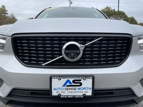 Used 2019 Volvo XC40 T5 R-Design image 15