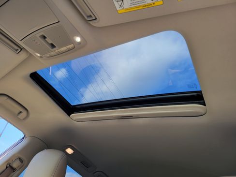 Certified 2024 Nissan Armada Platinum w/ Captain's Chairs Package image 17