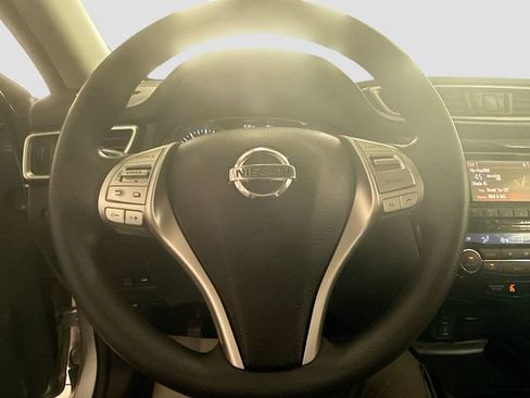 Used 2015 Nissan Rogue SV AWD/4WD image 12