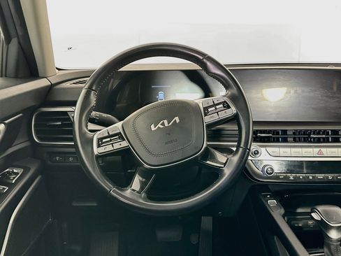 Used 2025 Kia Telluride S AWD/4WD image 18