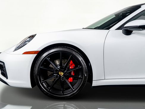 Used 2020 Porsche 911 Carrera S image 39