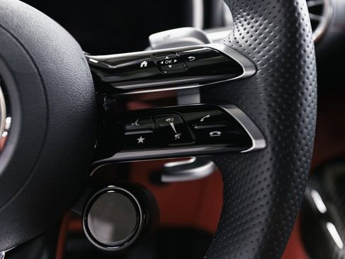 Used 2022 Mercedes-Benz SL 63 AMG 4MATIC w/ AMG Aerodynamic Package image 14