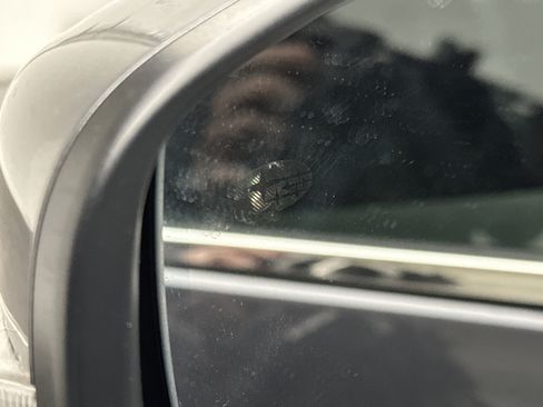 Used 2023 Subaru Ascent Premium w/ Convenience Package image 5