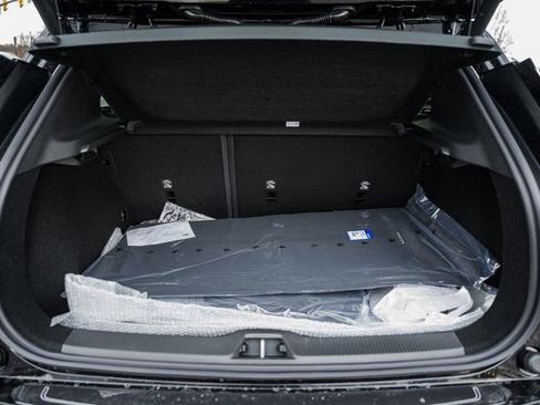 New 2026 Volvo EX30 Plus w/ Protection Package Premier image 10