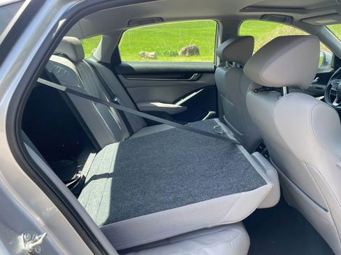 Used 2018 Honda Accord Touring image 26