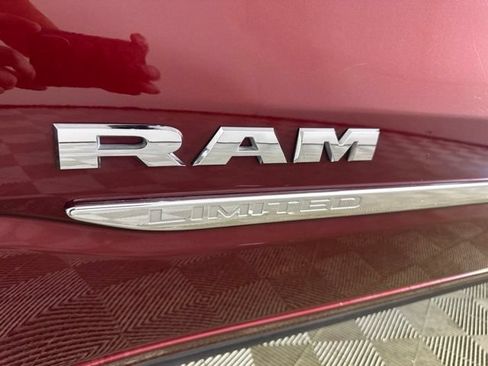 Used 2025 RAM 1500 Limited AWD/4WD image 14