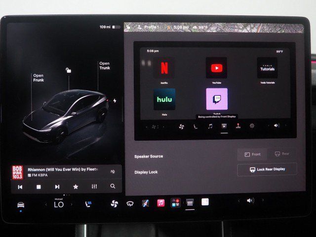 Used 2026 Tesla Model Y Long Range RWD image 41