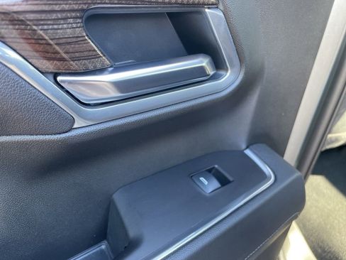 Used 2025 Chevrolet Silverado 1500 LT image 44