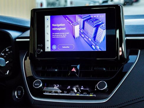 Used 2023 Toyota Corolla SE image 13