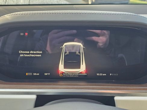 Used 2023 Tesla Model X image 11