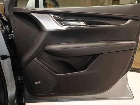 Certified 2025 Cadillac XT5 Premium Luxury image 19