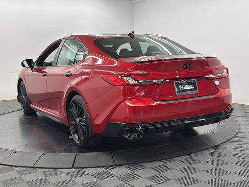 Used 2026 Toyota Camry Hybrid FWD image 12