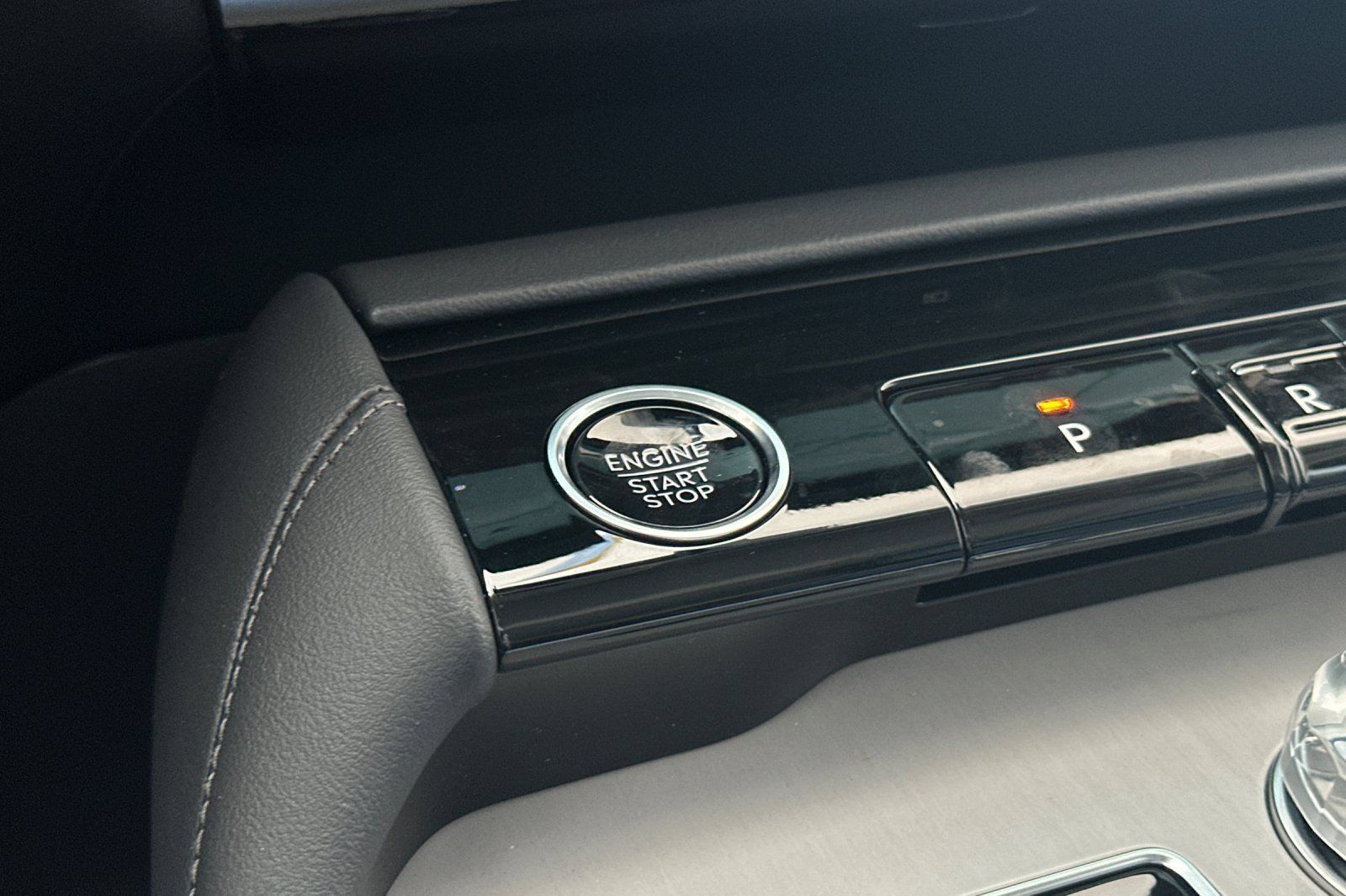 New 2027 Lincoln Navigator Premiere AWD/4WD image 23