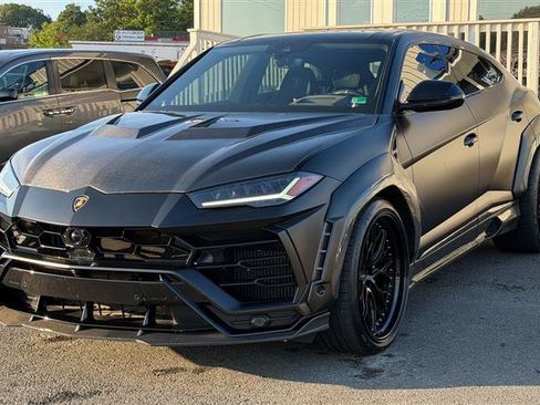 Used 2021 Lamborghini Urus AWD/4WD image 3