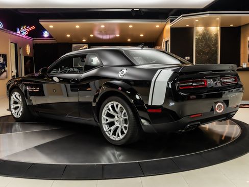 Used 2023 Dodge Challenger SRT Hellcat Redeye RWD image 15