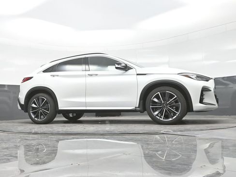 Certified 2025 INFINITI QX55 Luxe w/ Cargo Package AWD/4WD image 36