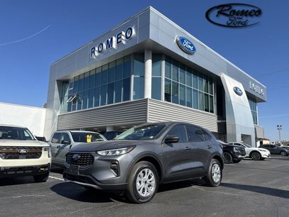 New 2025 Ford Escape Active w/ Cold Weather Package