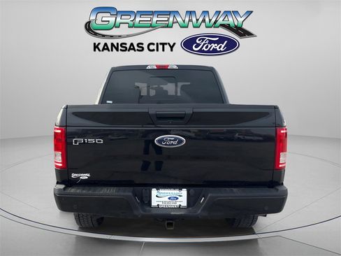 Used 2015 Ford F150 XLT w/ Equipment Group 302A Luxury image 6