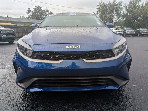 Used 2023 Kia Forte LXS w/ LXS Technology Package image 9