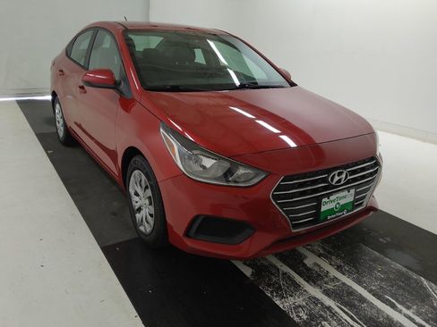Used 2021 Hyundai Accent SE FWD image 13