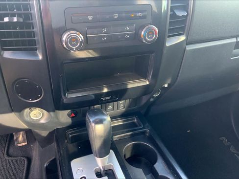 Used 2014 Nissan Titan SV w/ SV Value Truck Package RWD image 35