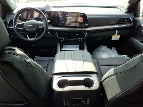 New 2026 Chevrolet Suburban High Country image 12