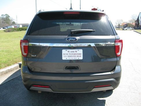 Used 2019 Ford Explorer XLT w/ Equipment Group 201A image 6