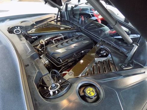 Used 2021 Chevrolet Corvette Stingray Premium Cpe w/ Z51 Performance Package RWD image 45