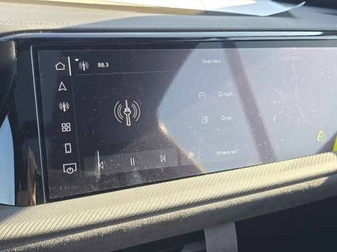 New 2025 Audi SQ5 Prestige image 10