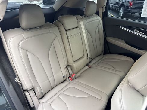 Certified 2022 Lincoln Nautilus FWD w/ Premium Package image 27