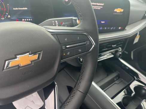 New 2026 Chevrolet Suburban Premier image 12