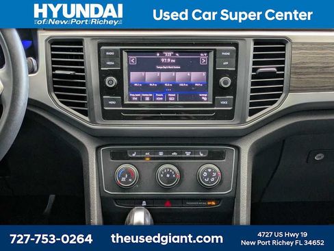 Used 2022 Volkswagen Atlas SE FWD image 20