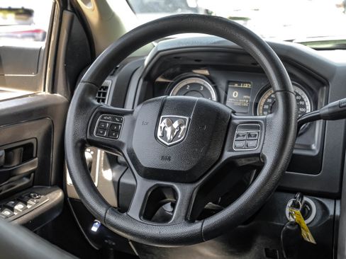 Used 2016 RAM 2500 Tradesman w/ Chrome Appearance Group AWD/4WD image 16