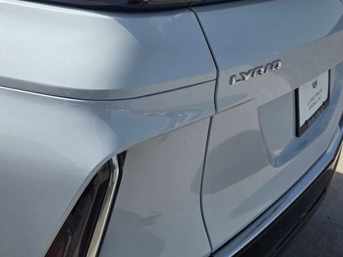 New 2026 Cadillac Lyriq Luxury RWD image 11