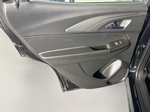 Used 2022 Chevrolet TrailBlazer RS FWD image 26