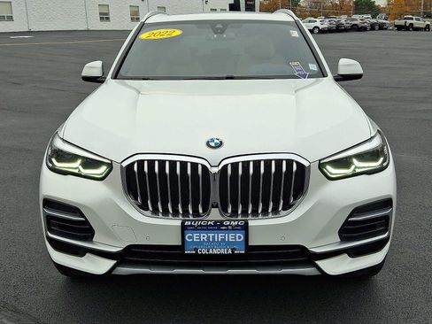 Used 2022 BMW X5 xDrive40i w/ Premium Package image 2