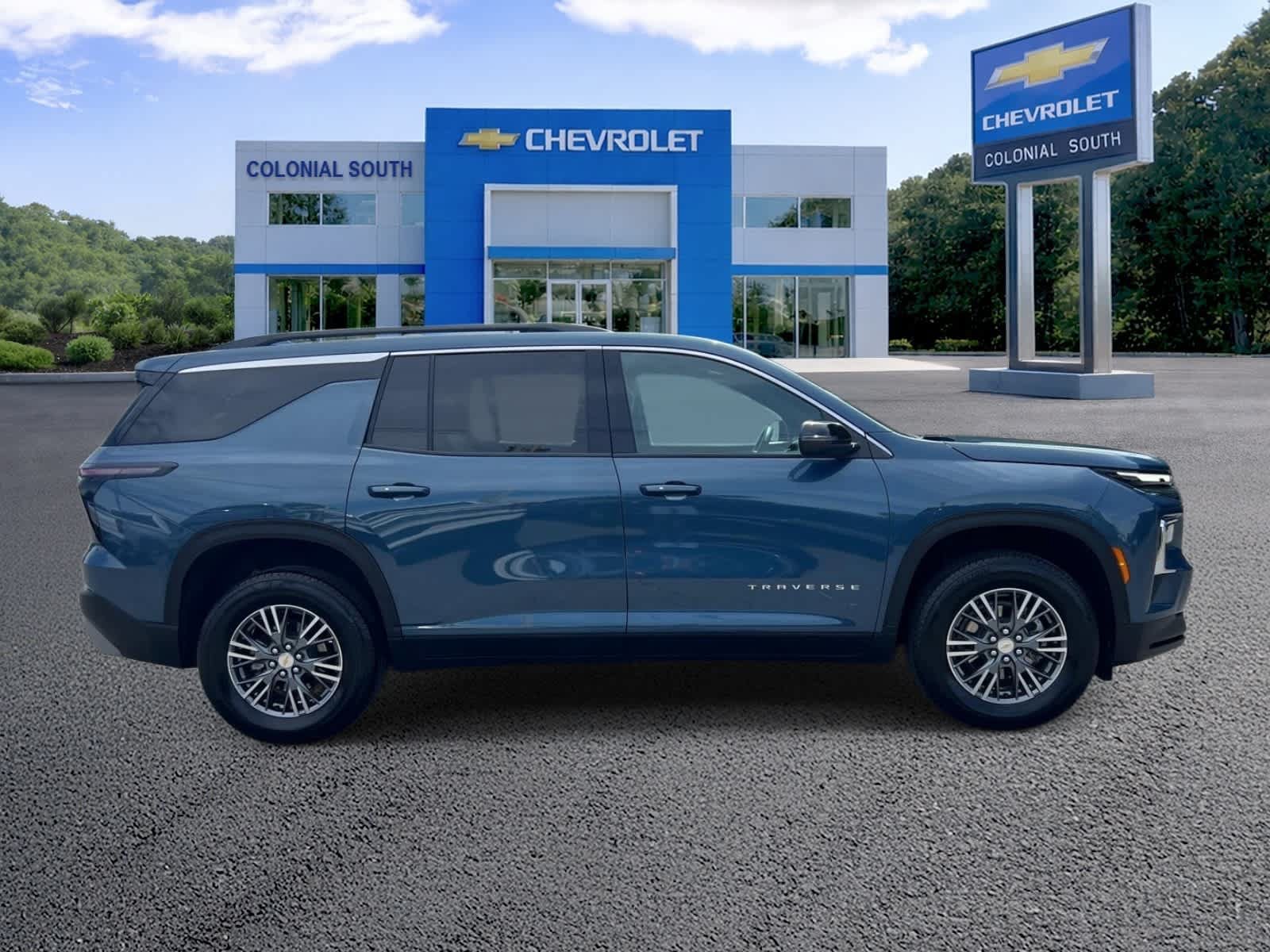 Certified 2026 Chevrolet Traverse LT AWD/4WD image 7
