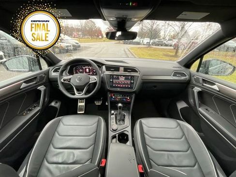 Used 2024 Volkswagen Tiguan SEL R-Line image 12