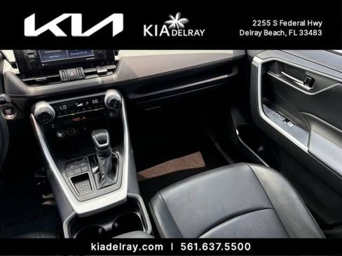 Used 2021 Toyota RAV4 XLE Premium FWD image 15