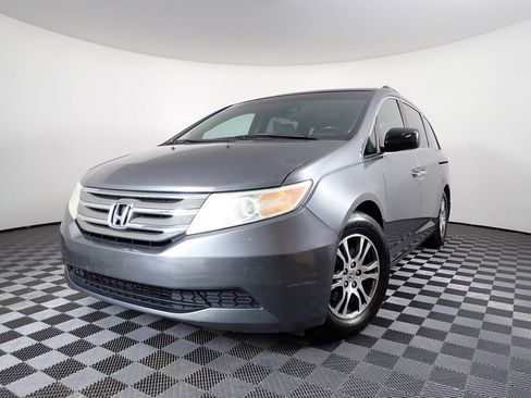 Used 2011 Honda Odyssey EX-L image 2