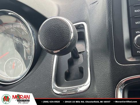 Used 2018 Dodge Grand Caravan SE w/ UConnect Hands-Free Group FWD image 27
