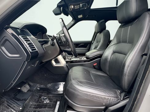 Used 2018 Land Rover Range Rover Supercharged AWD/4WD image 16