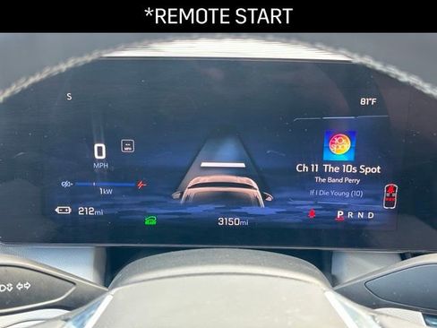 Used 2024 Chevrolet Equinox EV LT image 8