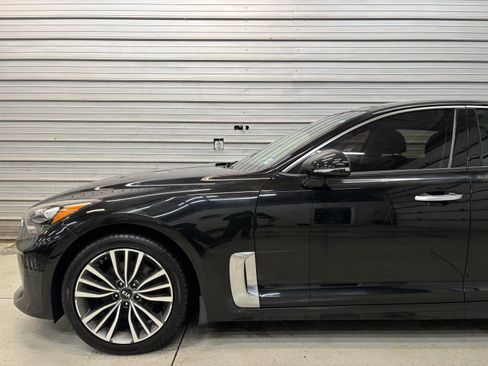 Used 2019 Kia Stinger w/ Sun & Sound Package image 3