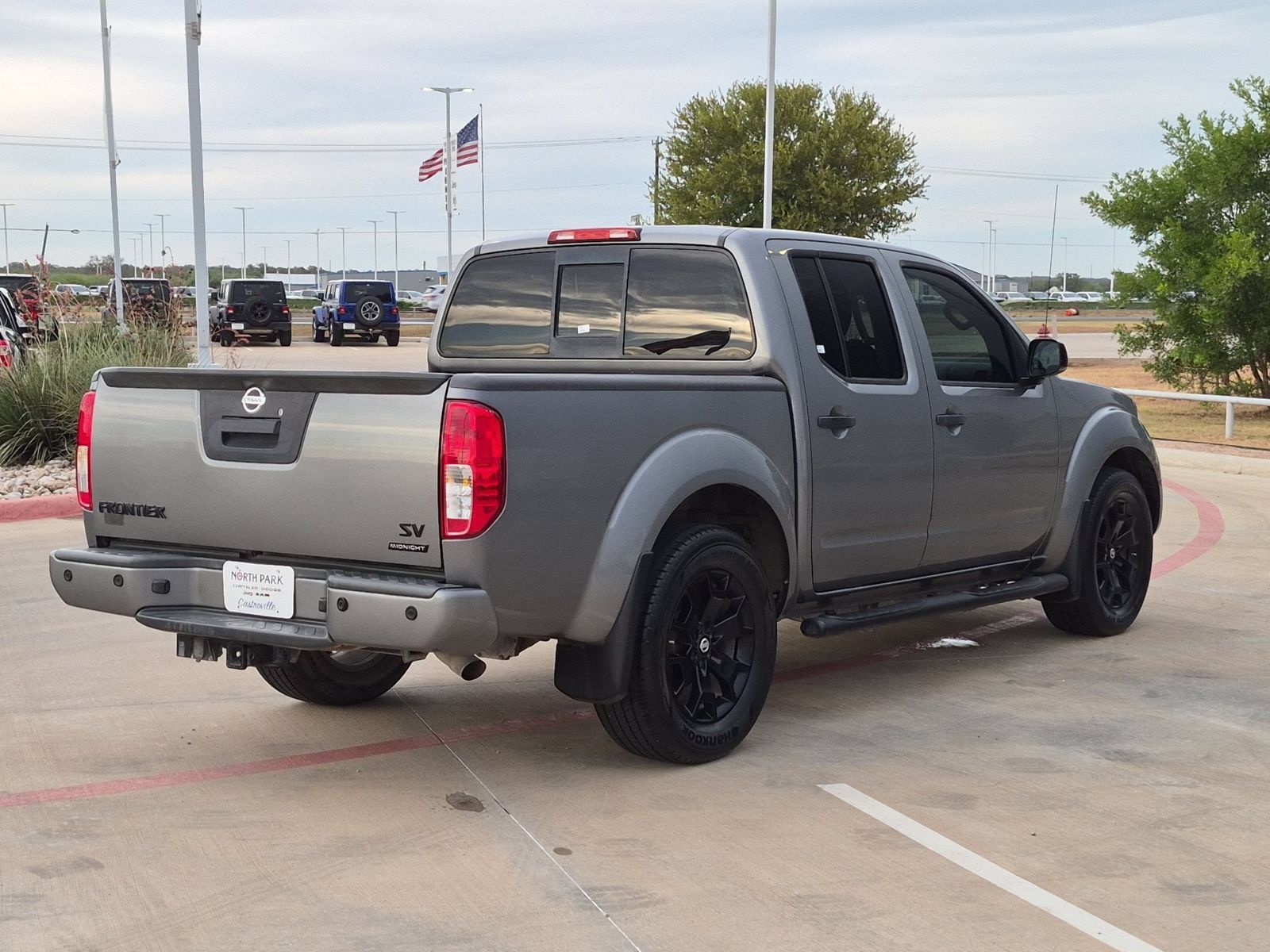 Used 2018 Nissan Frontier SV w/ Value Truck Package RWD image 3