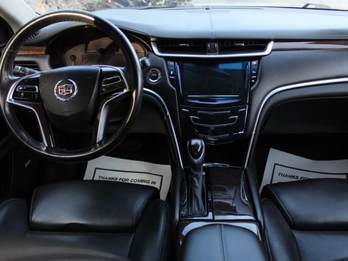 Used 2014 Cadillac XTS Luxury image 19